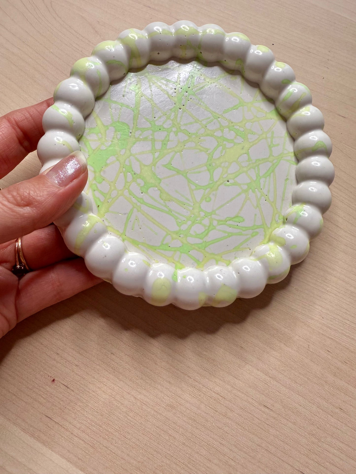 Vide poche rond boules